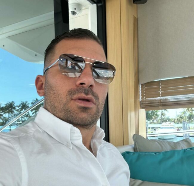 Panos